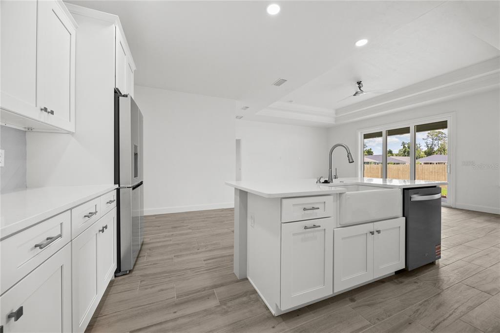 6702 Southwest 10th Lane Gainesville, FL 32607 - Photo 12 of 28 a spacious bathroom with double vanity and a mirror