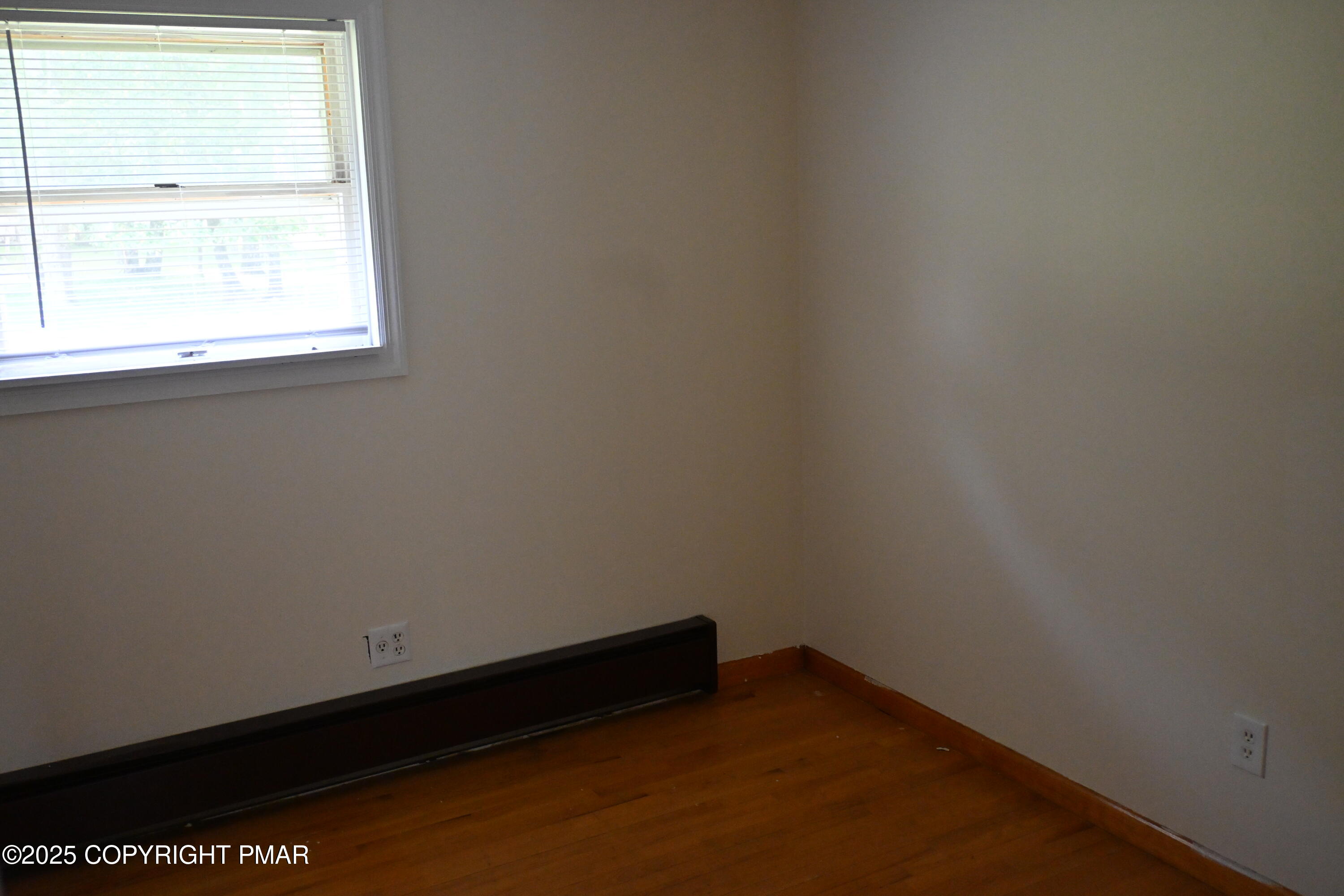 2167 Bushkill Circle Bushkill, PA 18324 - Photo 12 of 22 Bedroom 3