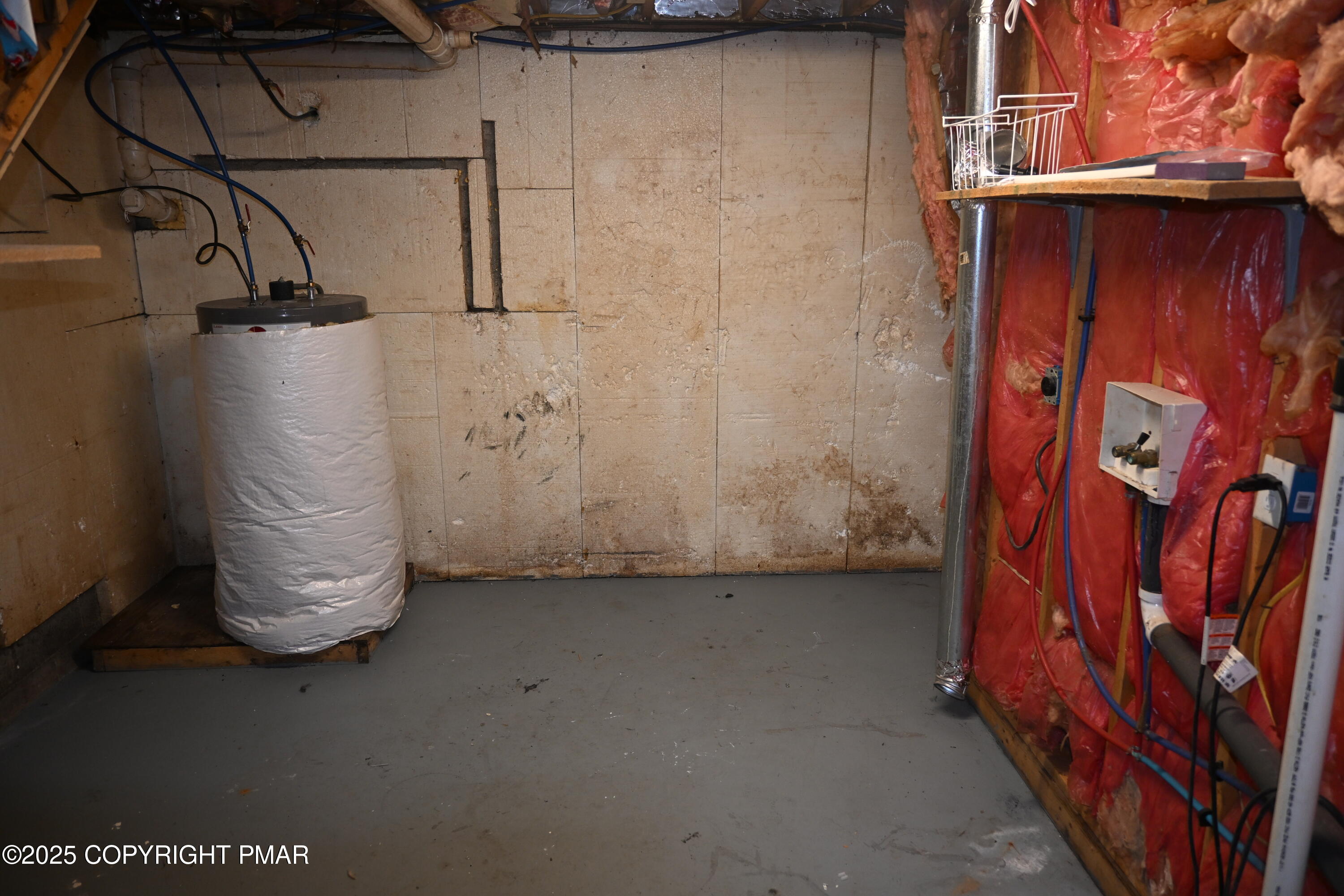 2167 Bushkill Circle Bushkill, PA 18324 - Photo 15 of 22 Hot Water Heater