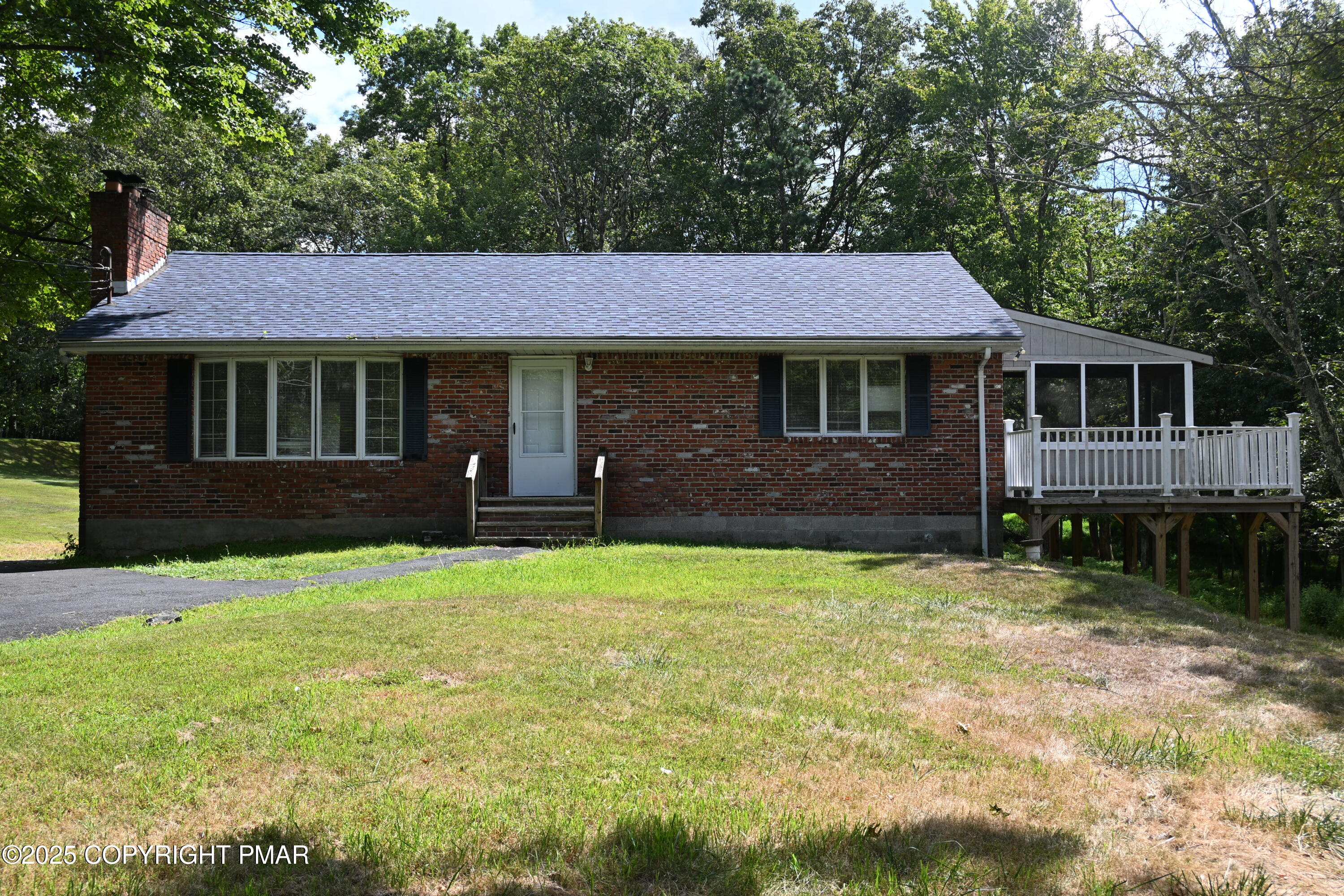2167 Bushkill Circle Bushkill, PA 18324 - Photo 22 of 22 Street View