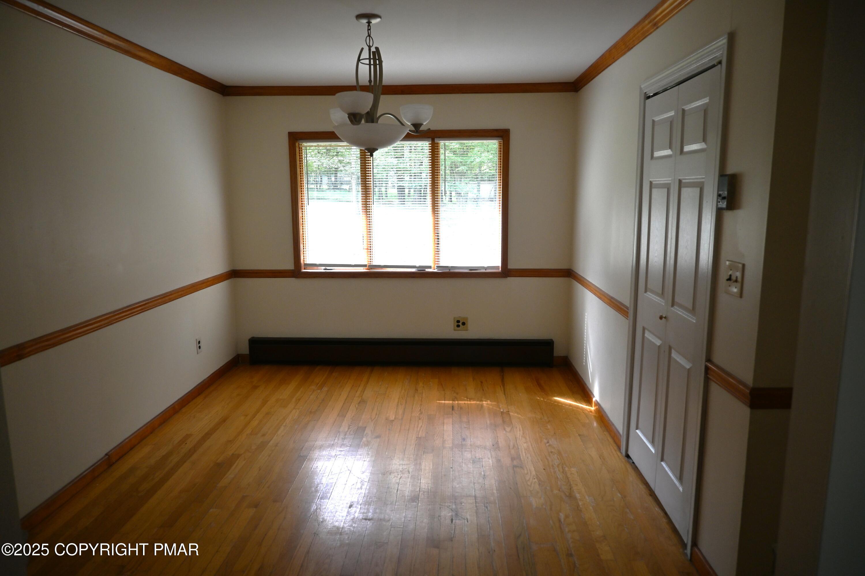 2167 Bushkill Circle Bushkill, PA 18324 - Photo 4 of 22 Dining Room