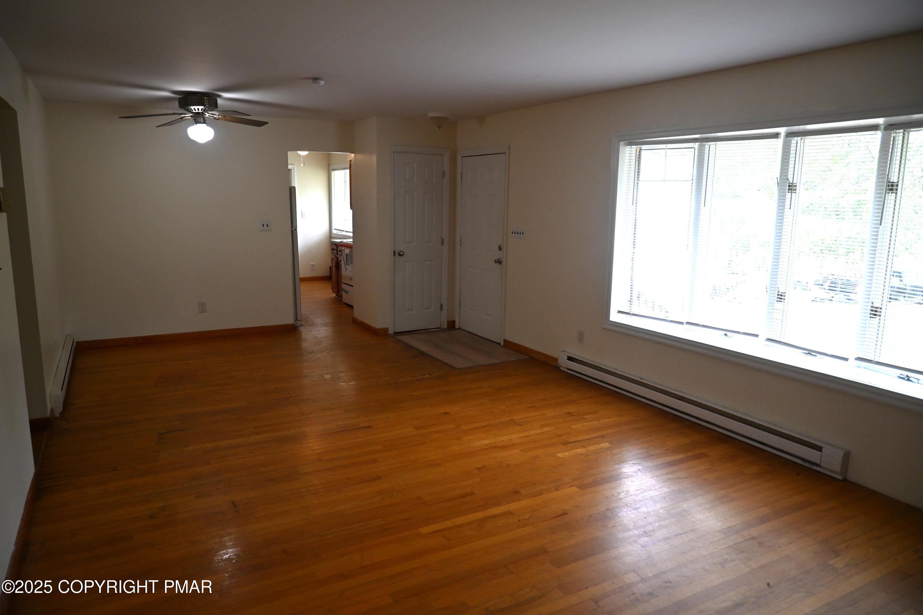 2167 Bushkill Circle Bushkill, PA 18324 - Photo 6 of 22 Living Room