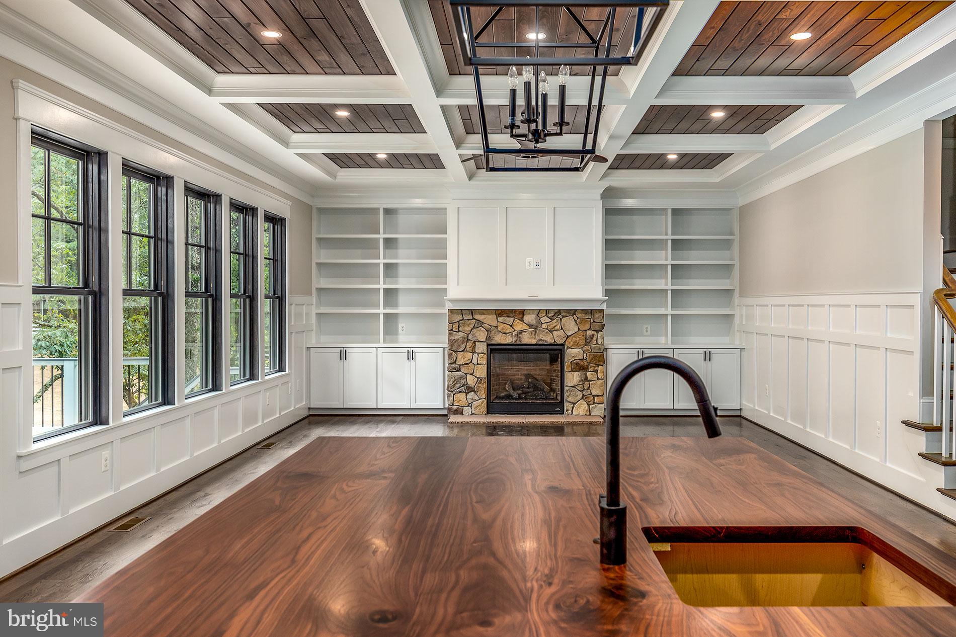 1441 Crowell Road Vienna, VA 22182 - Photo 14 of 62 Gallery Image 14