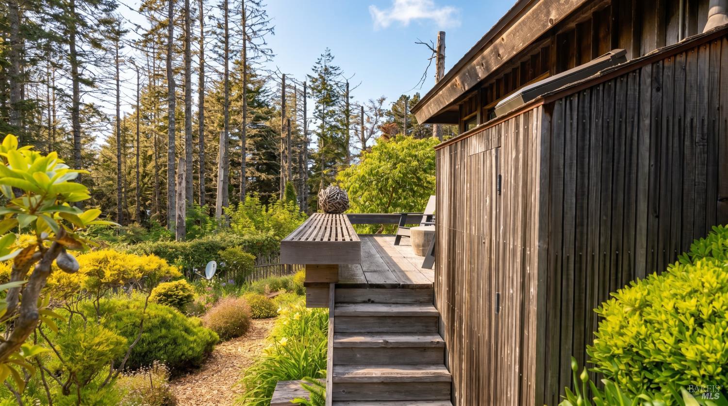 35925 Seaward Reach The Sea Ranch, CA 95497 - Photo 33 of 38 Exterior deck.