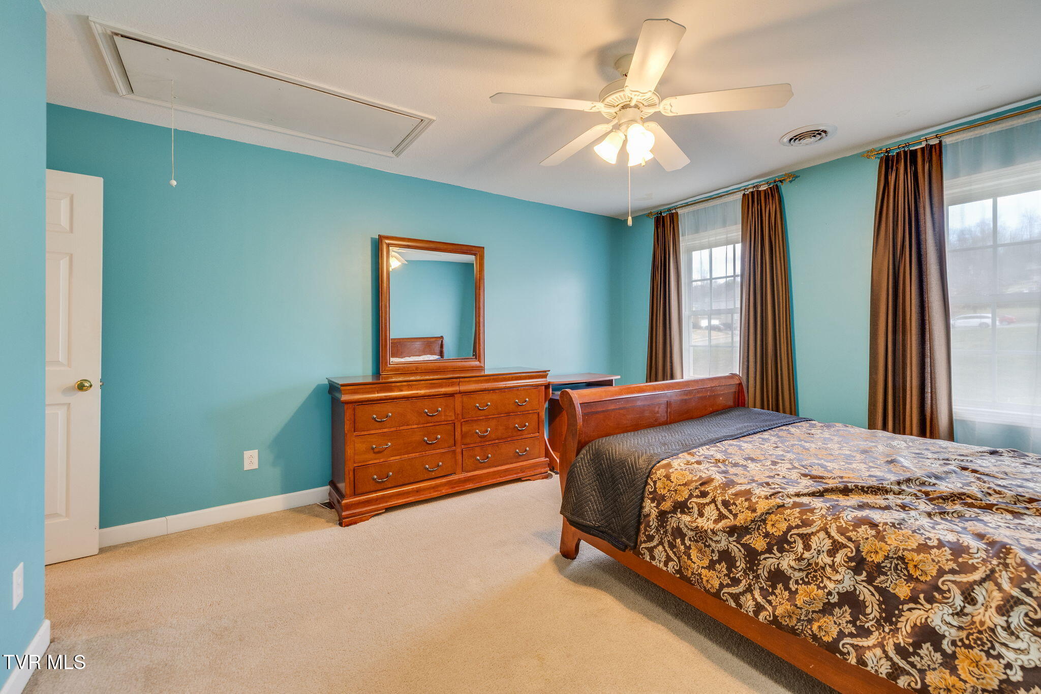 1402 Lake Ridge Square Johnson City, TN 37601 - Photo 28 of 57 027