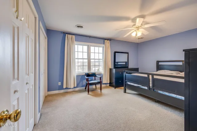 $575,000 | 1402 Lake Ridge Square, Johnson City, TN 37601