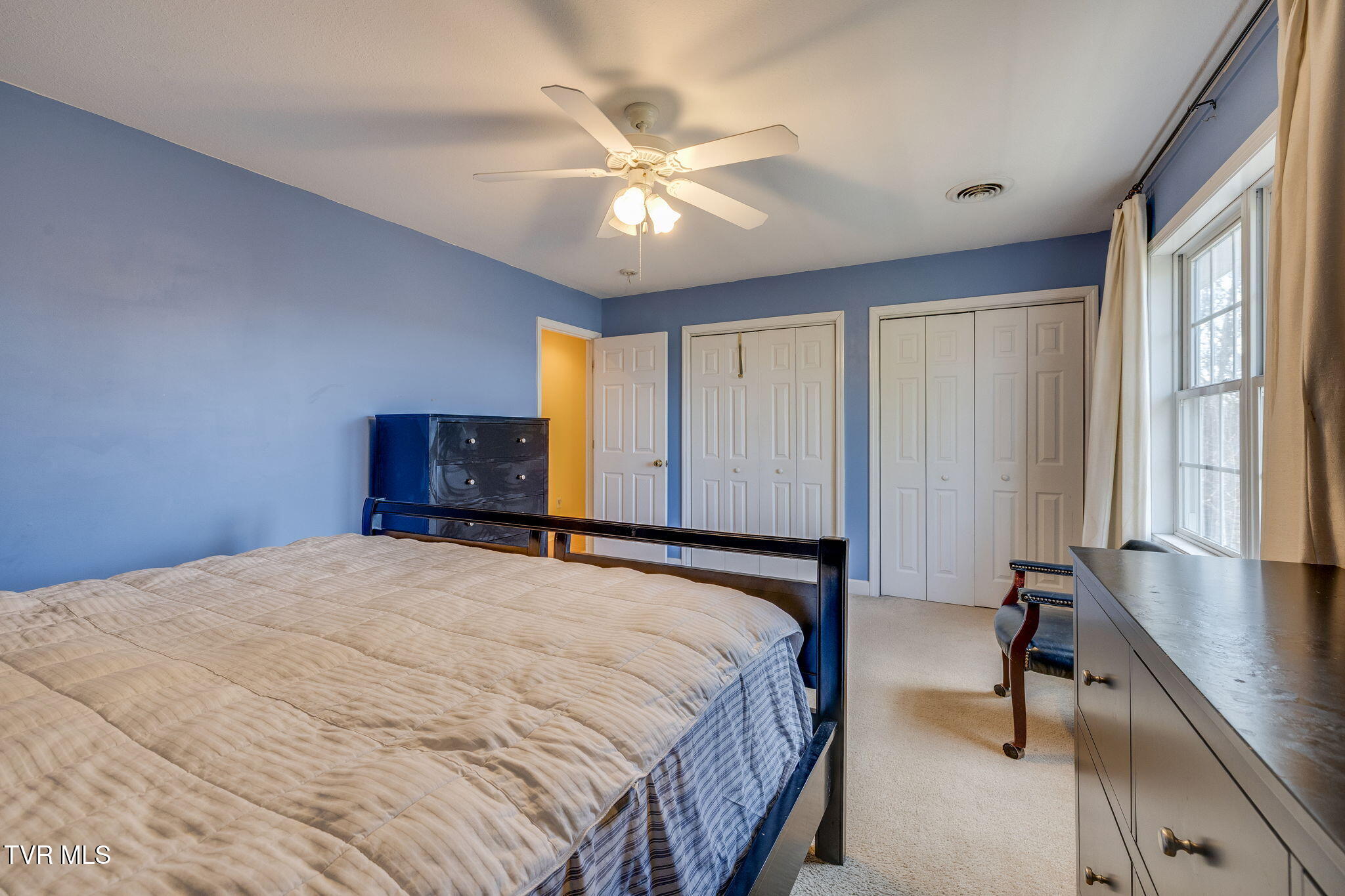 1402 Lake Ridge Square Johnson City, TN 37601 - Photo 32 of 57 031