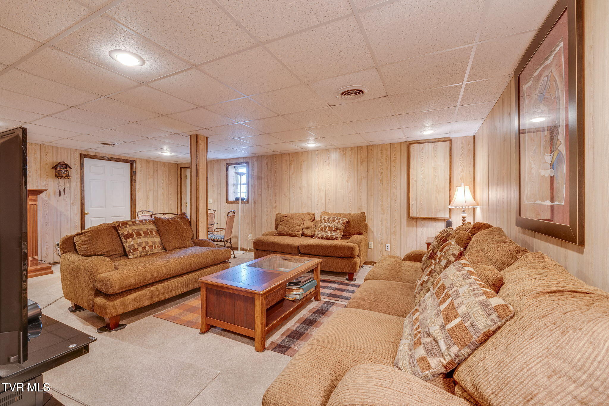 1402 Lake Ridge Square Johnson City, TN 37601 - Photo 38 of 57 037