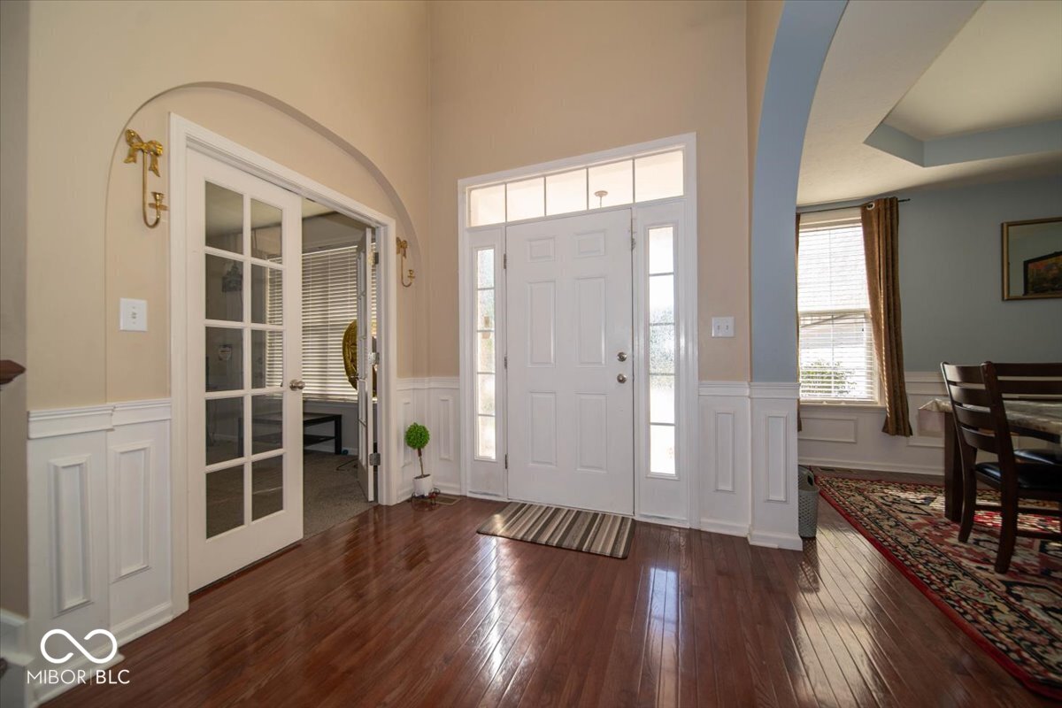 14402 Wolverton Way Fishers, IN 46037 - Photo 5 of 26 Gallery Image 5