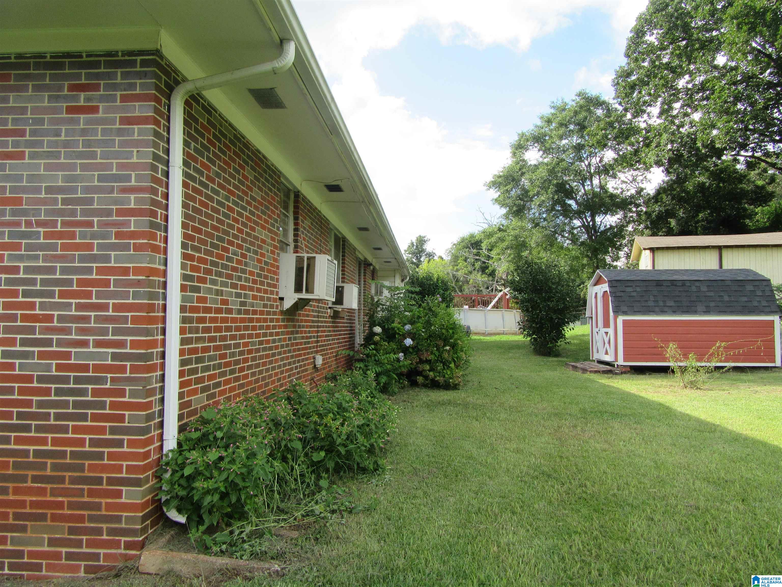 1635 Taylors Mill Road Talladega, AL 35160 - Photo 4 of 23