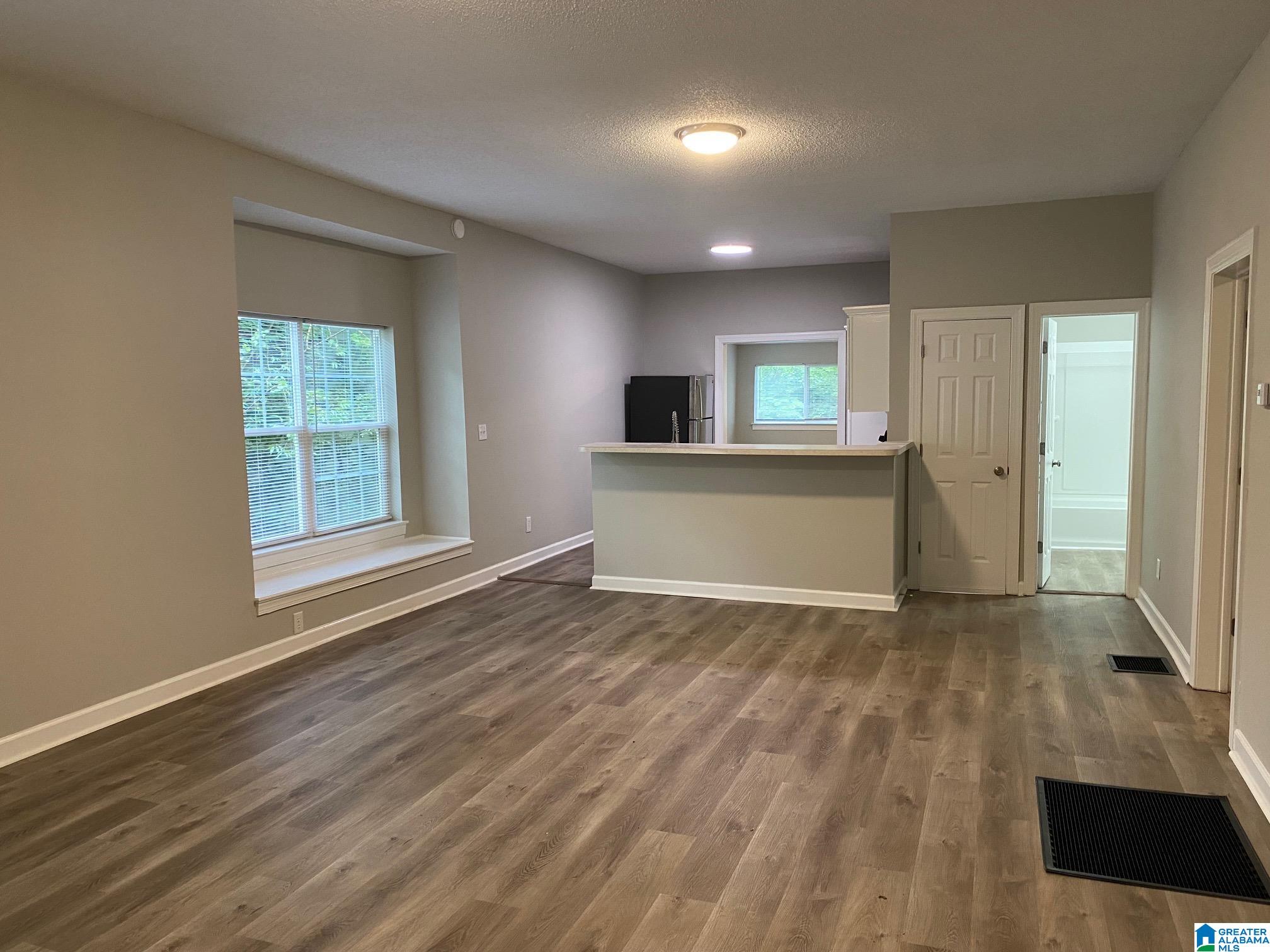 2320 23rd Street Southwest Birmingham, AL 35208 - Photo 4 of 18