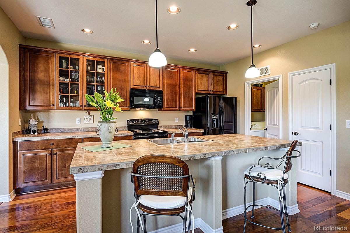 3015 Veneto Court Highlands Ranch, CO 80126 - Photo 9 of 31 Gallery Image 9
