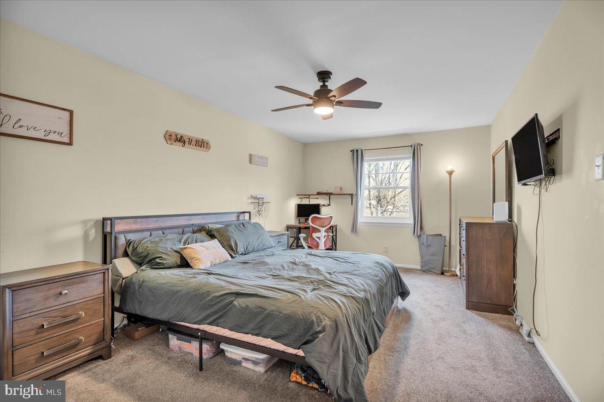 20 Longhurst Road Marlton, NJ 08053 - Photo 15 of 28 Primary bedroom