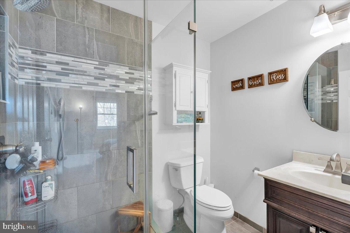 20 Longhurst Road Marlton, NJ 08053 - Photo 16 of 28 Primary on-suite