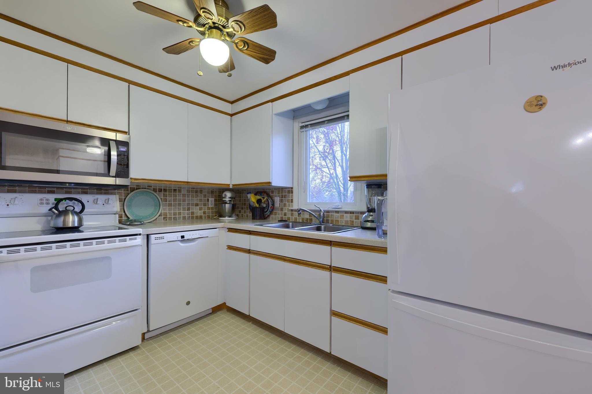 2344 Lancaster Road Manheim, PA 17545 - Photo 10 of 26 Gallery Image 10