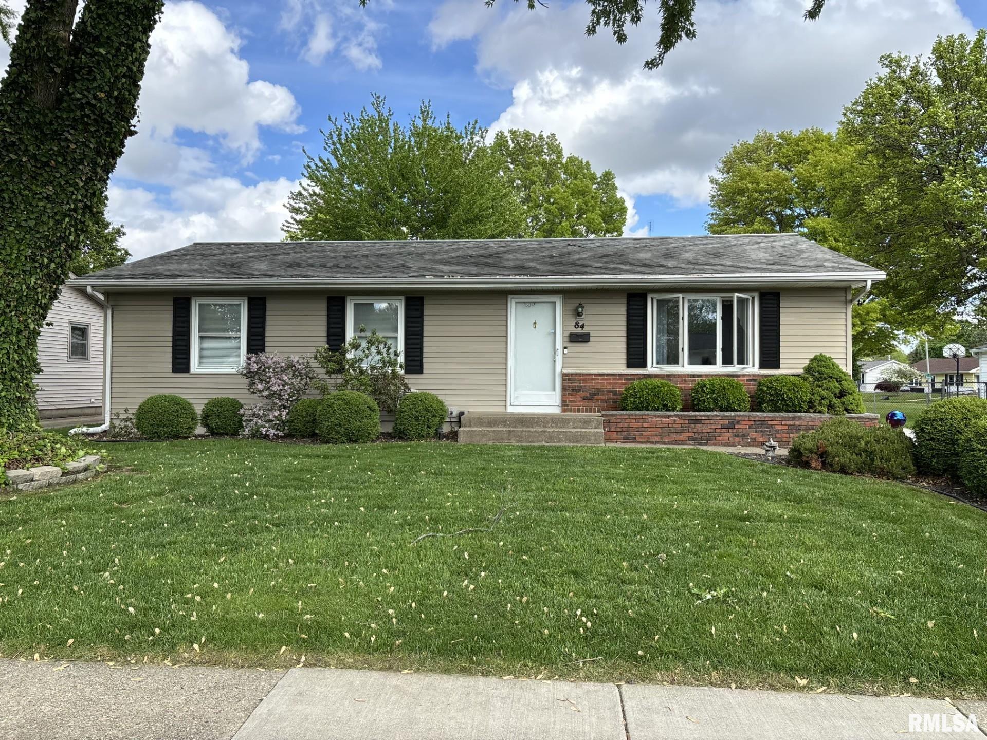 84 Locksley Lane Springfield, IL 62704 - Photo 1 of 1