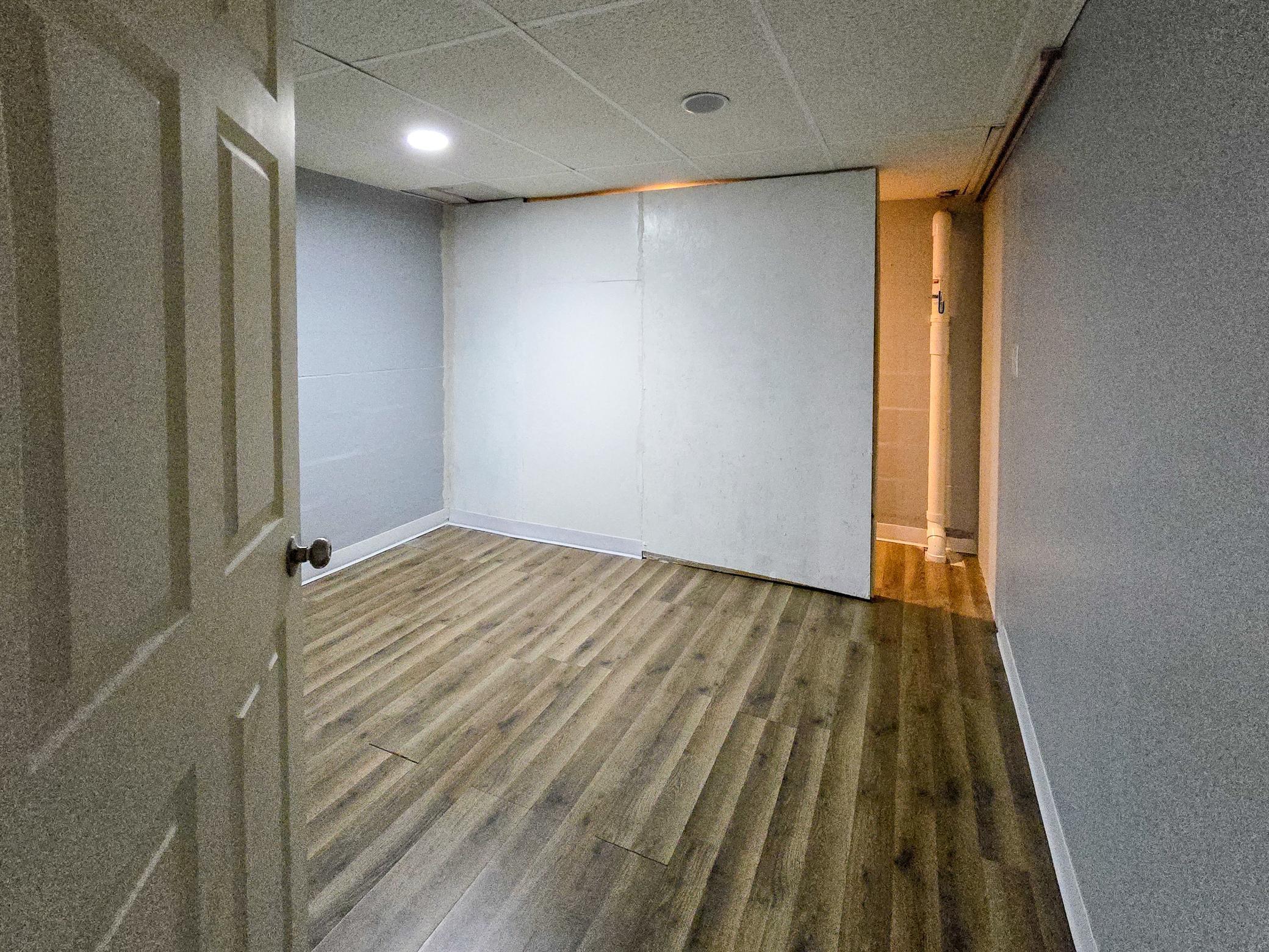 1526 Upper Afton Road St. Paul, MN 55106 - Photo 12 of 17