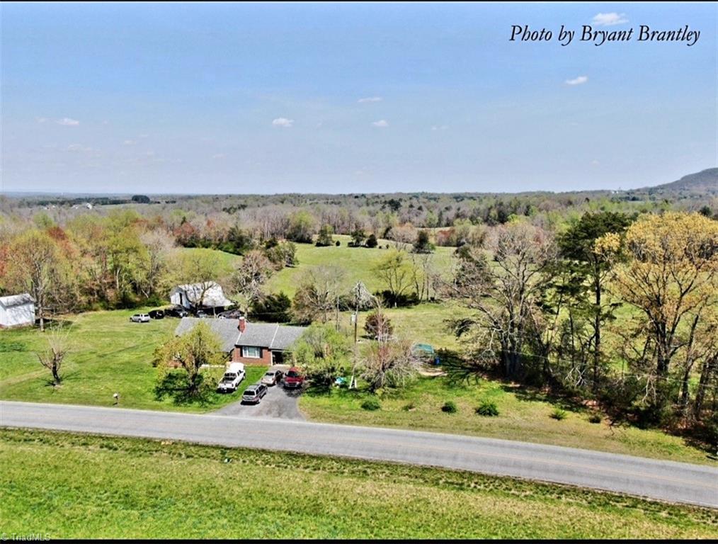 374 Bagley Springs Road Ronda, NC 28670 - Photo 1 of 41 Gallery Image 1