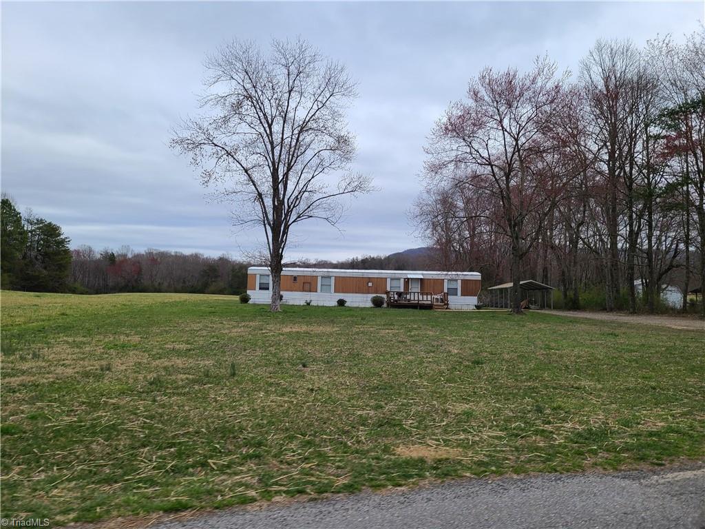 374 Bagley Springs Road Ronda, NC 28670 - Photo 14 of 41 Gallery Image 14