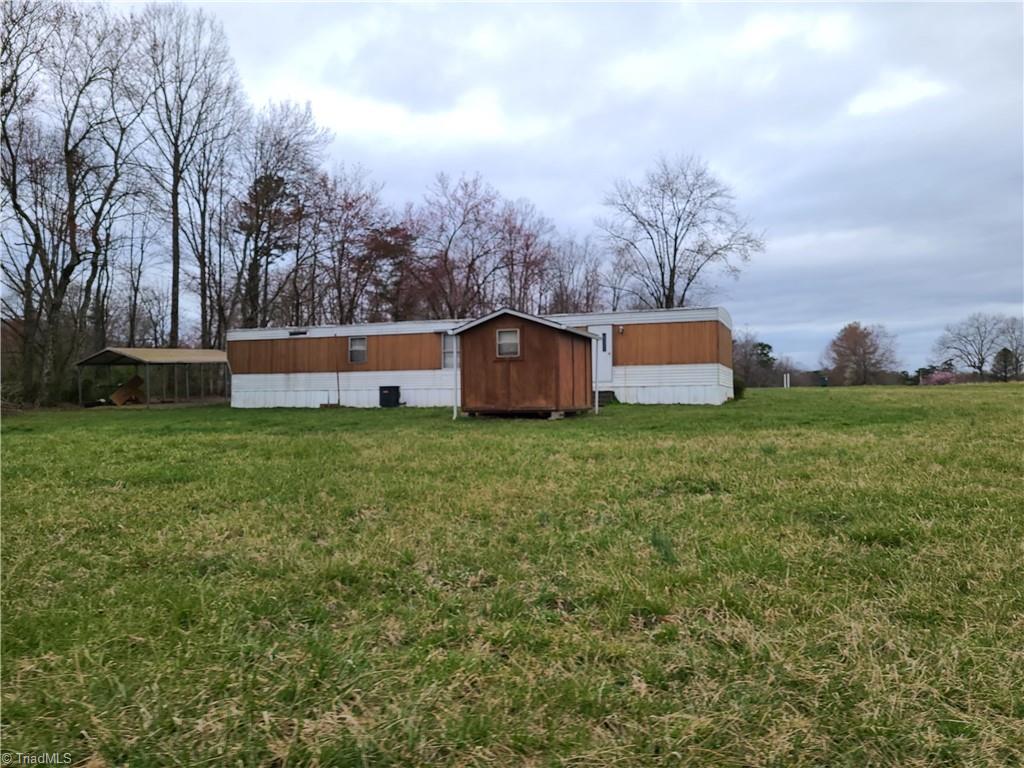374 Bagley Springs Road Ronda, NC 28670 - Photo 16 of 41 Gallery Image 16