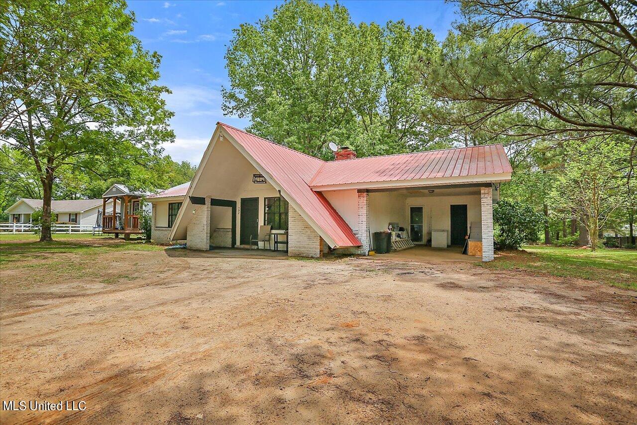 192 R T Braddy Road Florence, MS 39073 - Photo 4 of 24 03-192 R T Braddy Rd