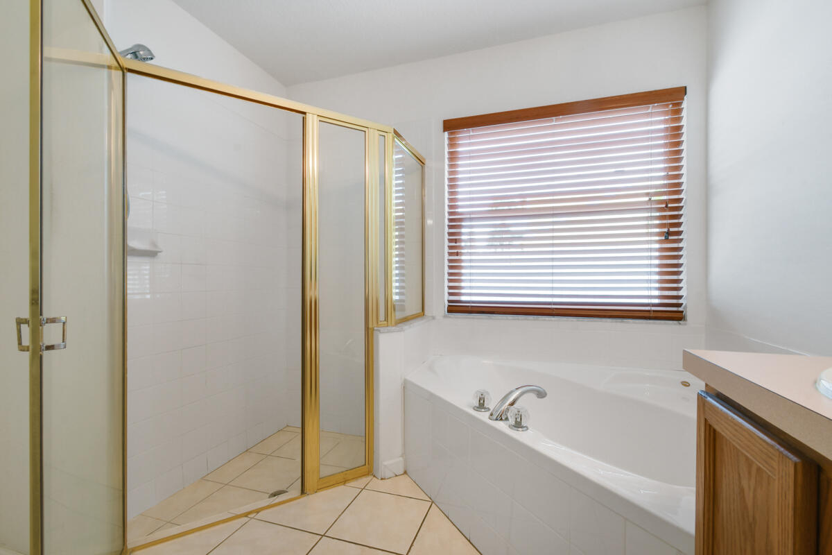 102 Pennock Landing Circle Jupiter, FL 33458 - Photo 15 of 33 DSC_9098