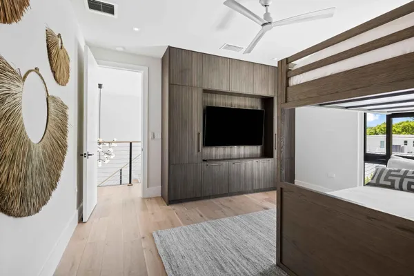 $675,000 | 5288 Alton Road, Unit 2, Miami Beach, FL 33140