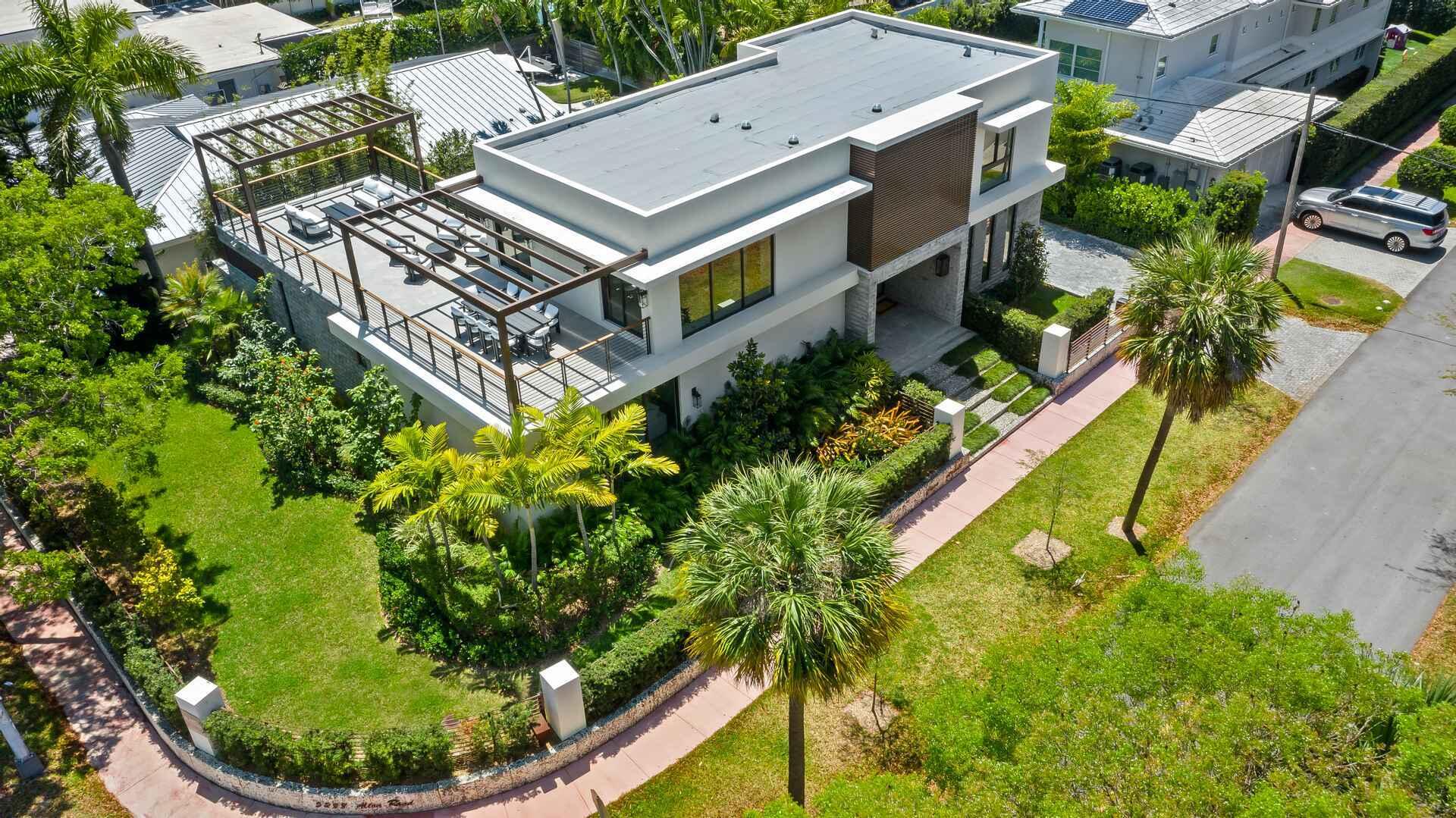 5288 Alton Road, Unit 2 Miami Beach, FL 33140 - Photo 31 of 33 31