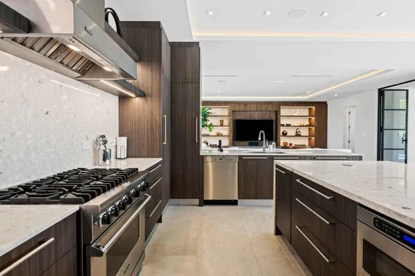 $675,000 | 5288 Alton Road, Unit 2, Miami Beach, FL 33140