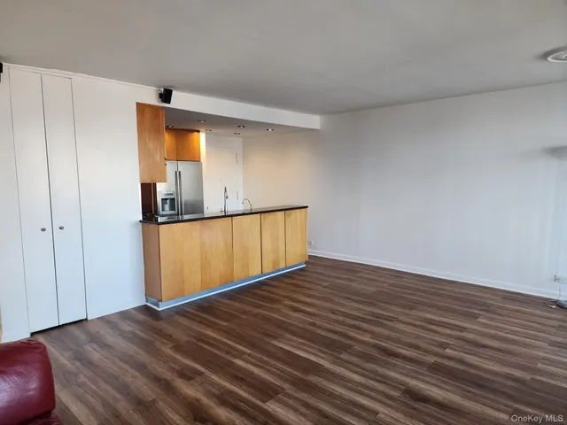 $3,500 | 62-54 97th Place, Unit 12J | Rego Park