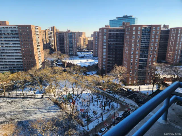 $3,500 | 62-54 97th Place, Unit 12J | Rego Park