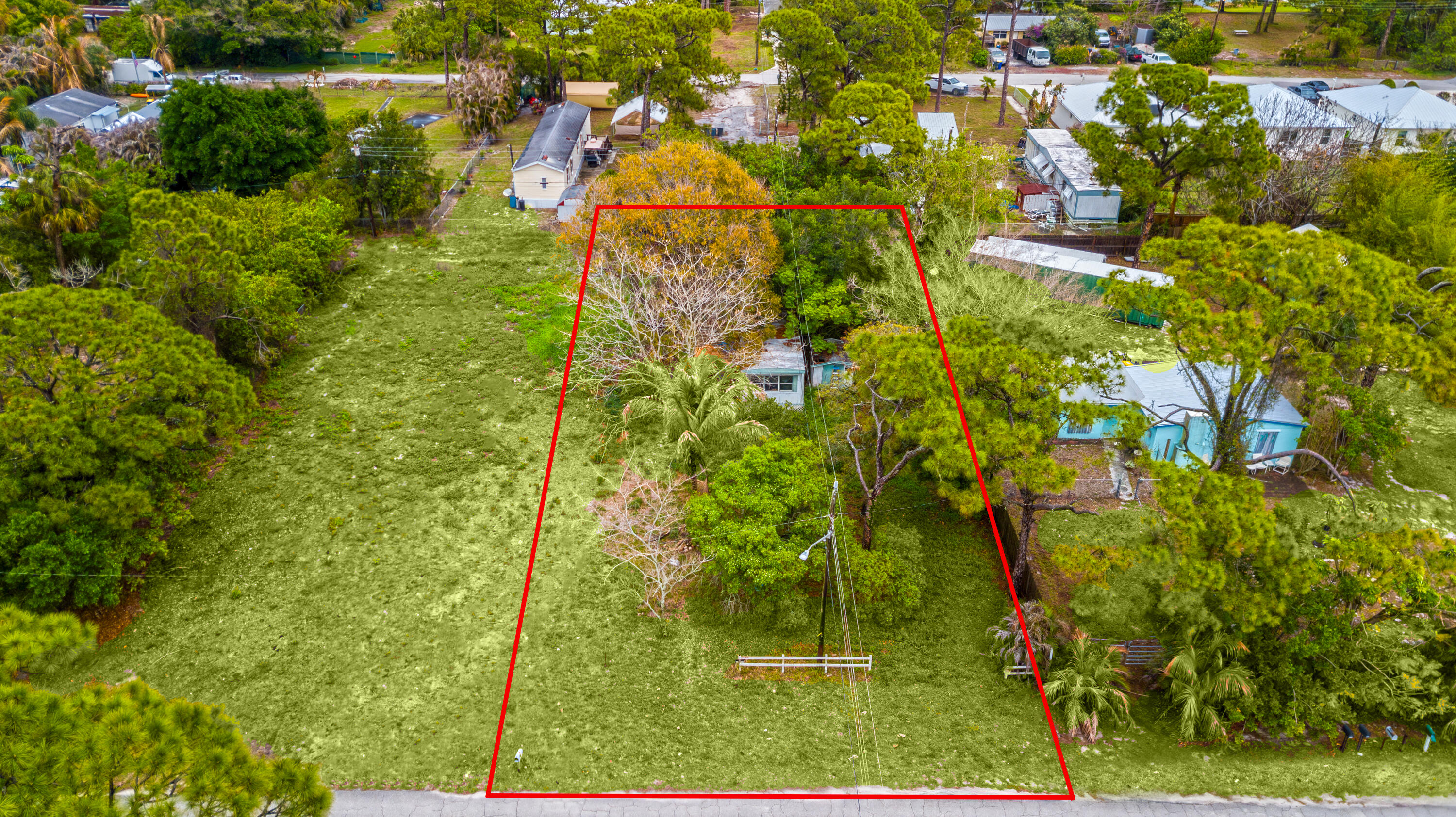 5167 Southeast Isabelita Avenue Stuart, FL 34997 - Photo 2 of 9 a view of lake