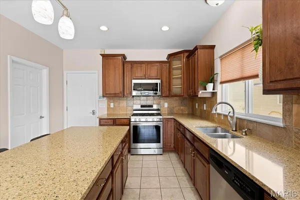 $525,000 | 3458 Chippewa Drive, Shiloh, IL 62221