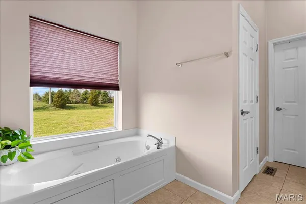$525,000 | 3458 Chippewa Drive, Shiloh, IL 62221