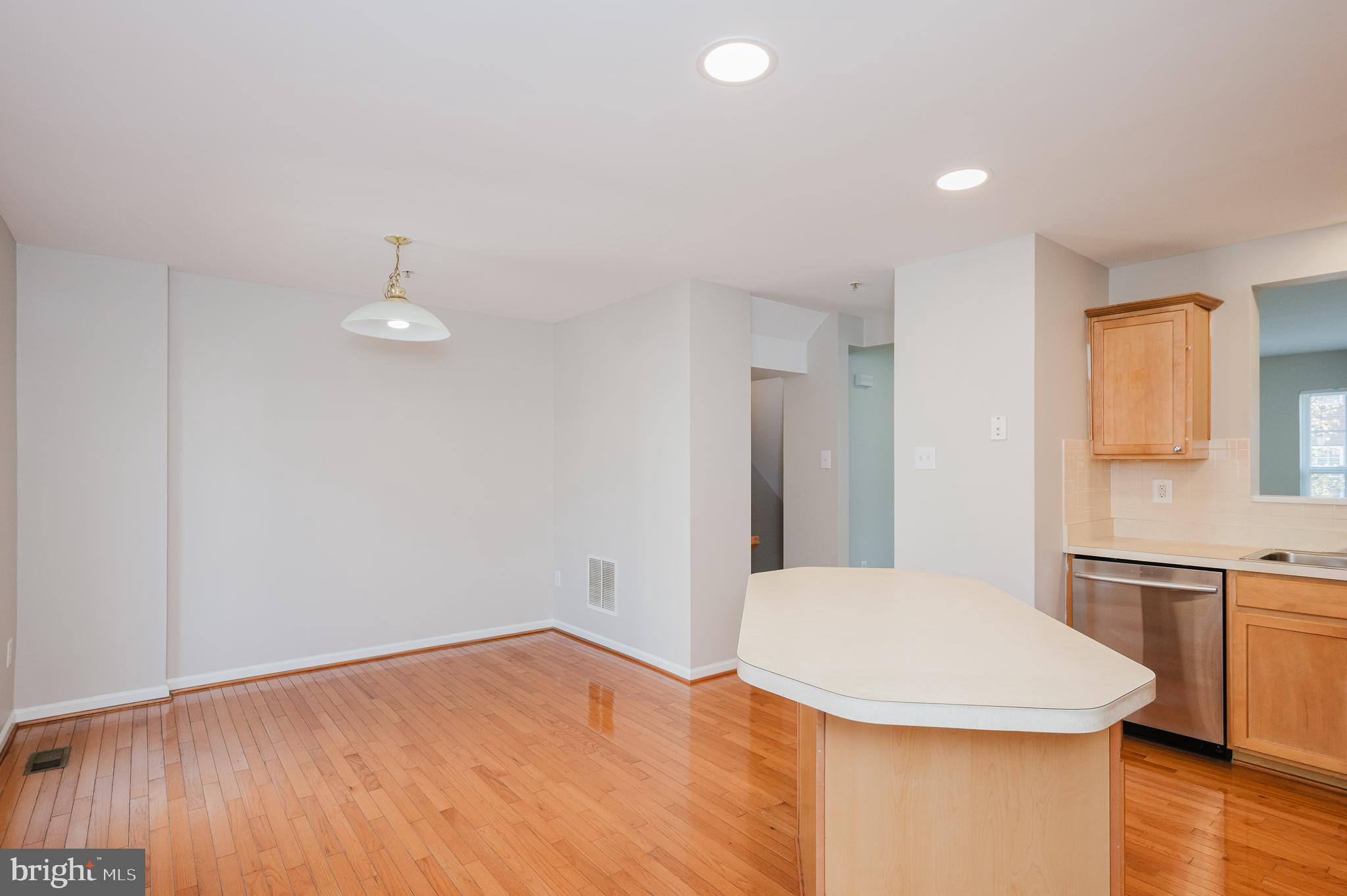 7089 Water Oak Road, Unit 74 Elkridge, MD 21075 - Photo 17 of 48 Gallery Image 17