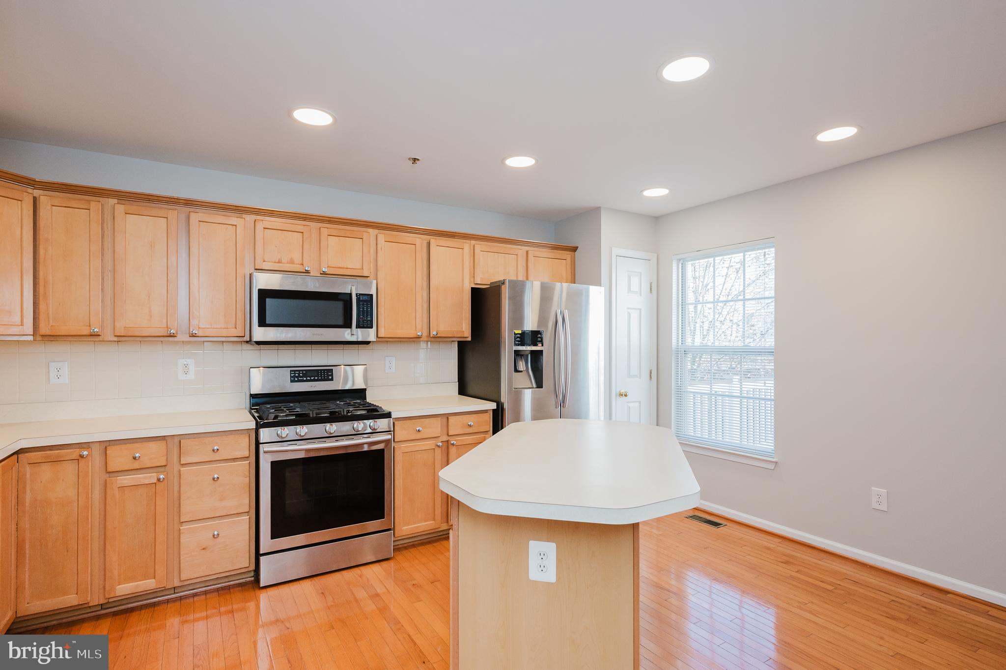 7089 Water Oak Road, Unit 74 Elkridge, MD 21075 - Photo 2 of 48 Gallery Image 2