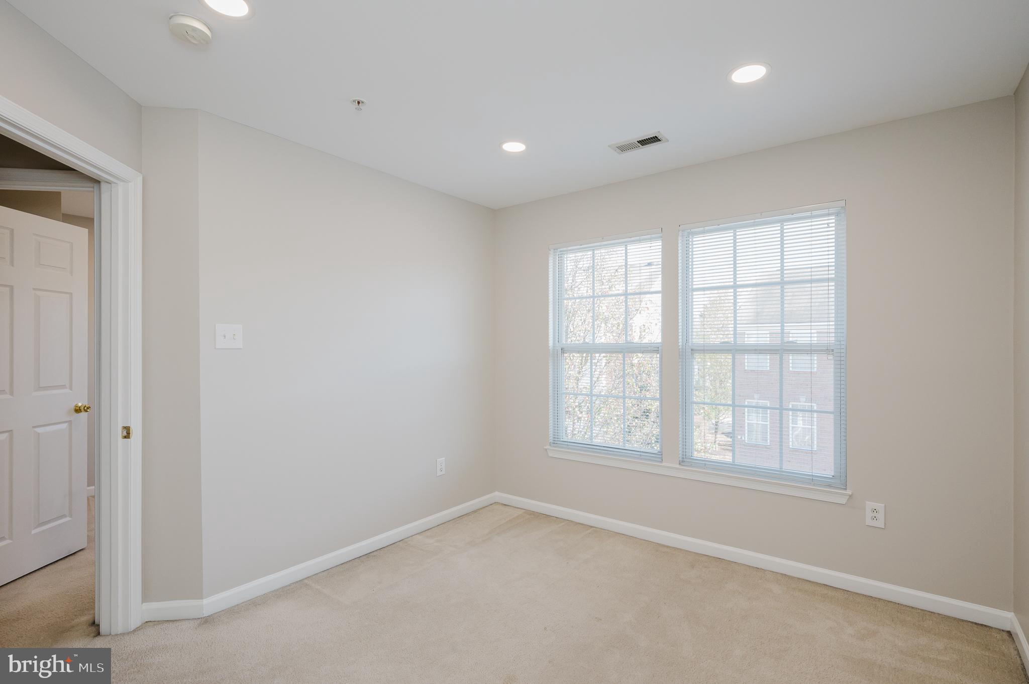7089 Water Oak Road, Unit 74 Elkridge, MD 21075 - Photo 32 of 48 Gallery Image 32