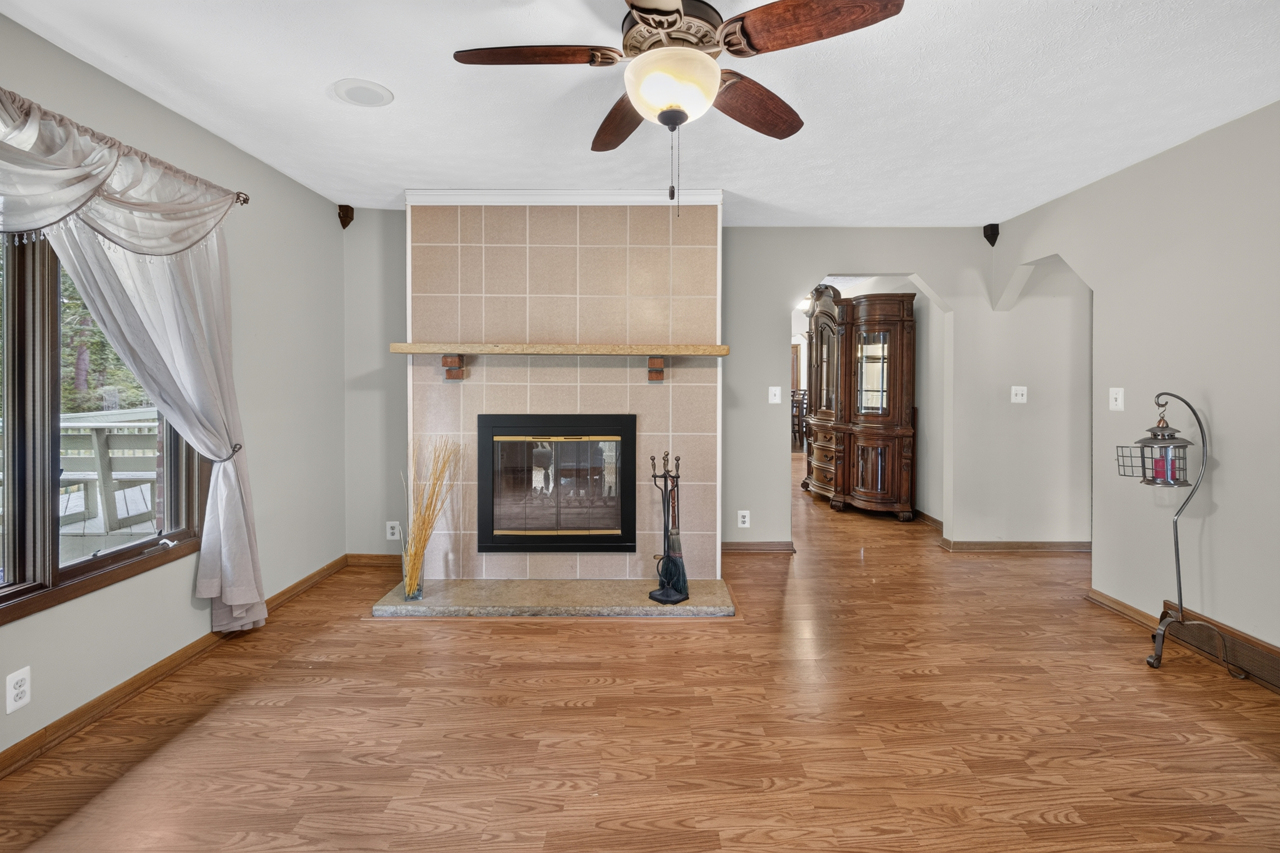 14309 K K B Road Capron, IL 61012 - Photo 6 of 50 Gallery Image 6