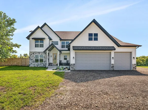 $795,000 | 6256 North Dresden Road, Morris, IL 60450