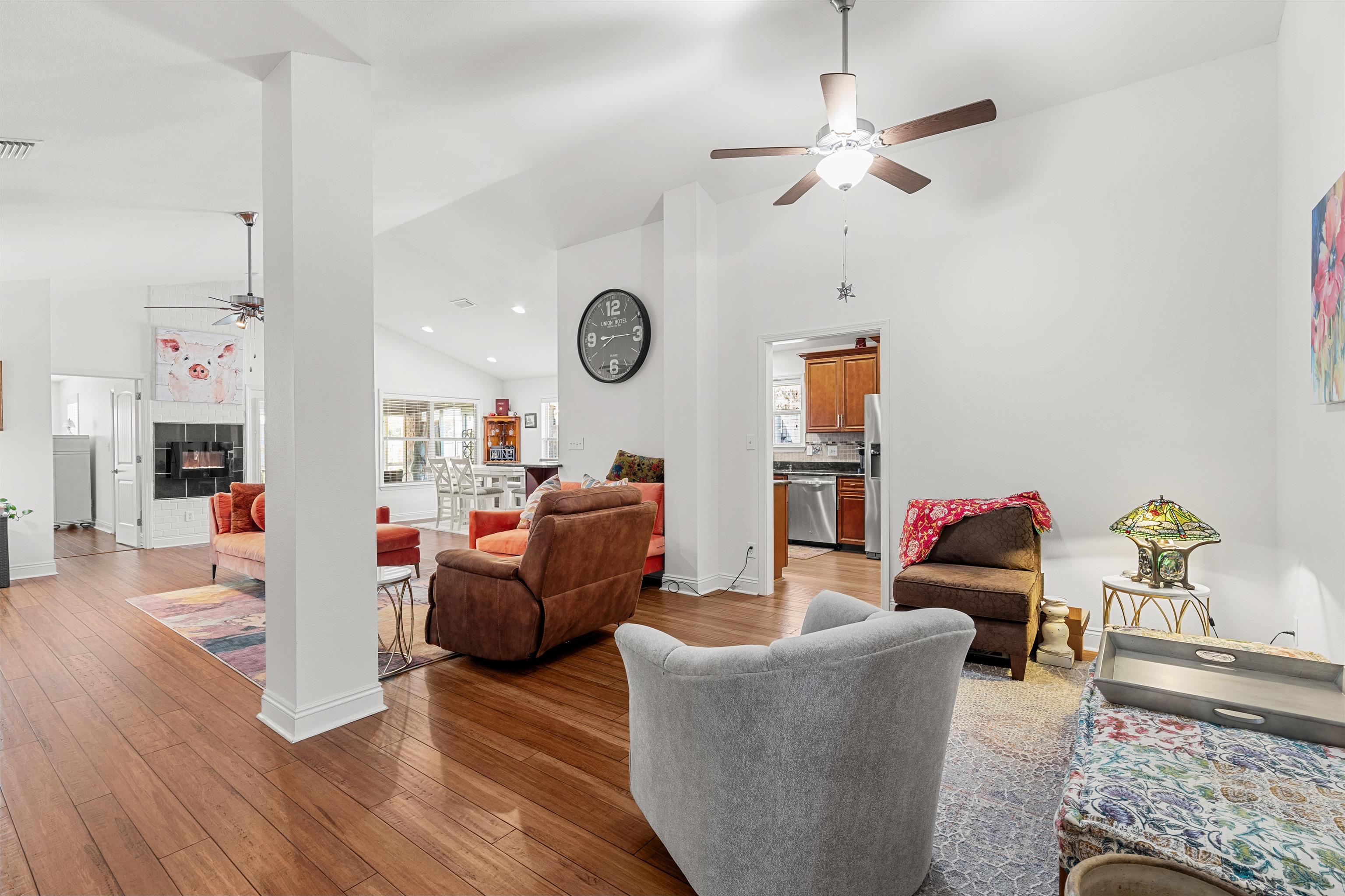 1850 Arcadia Drive Foley, AL 36535 - Photo 7 of 44 Living Room