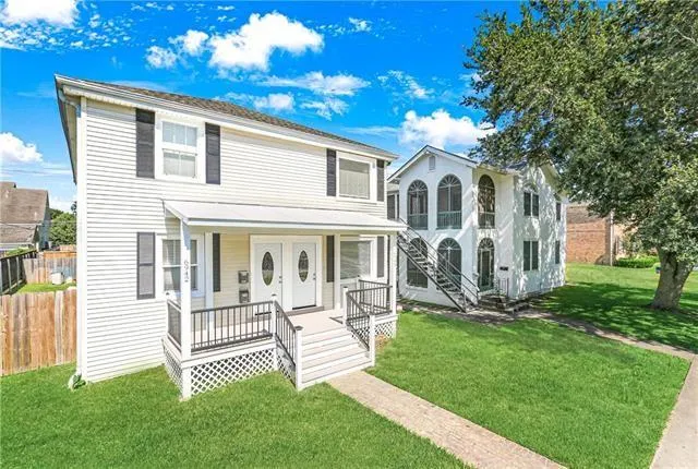 $2,100 | 6944 Canal Boulevard, New Orleans, LA 70124