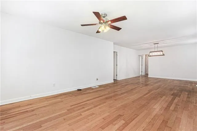 $2,100 | 6944 Canal Boulevard, New Orleans, LA 70124