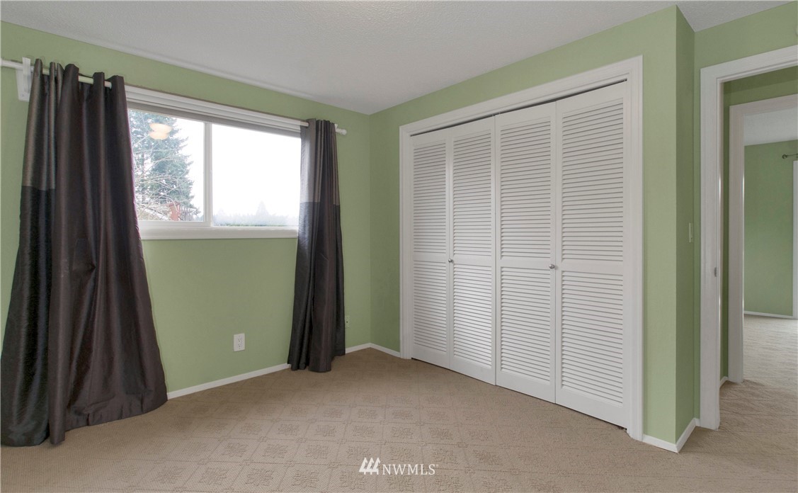7233 Ridgemont Drive Southeast Olympia, WA 98513 - Photo 22 of 30 Gallery Image 22