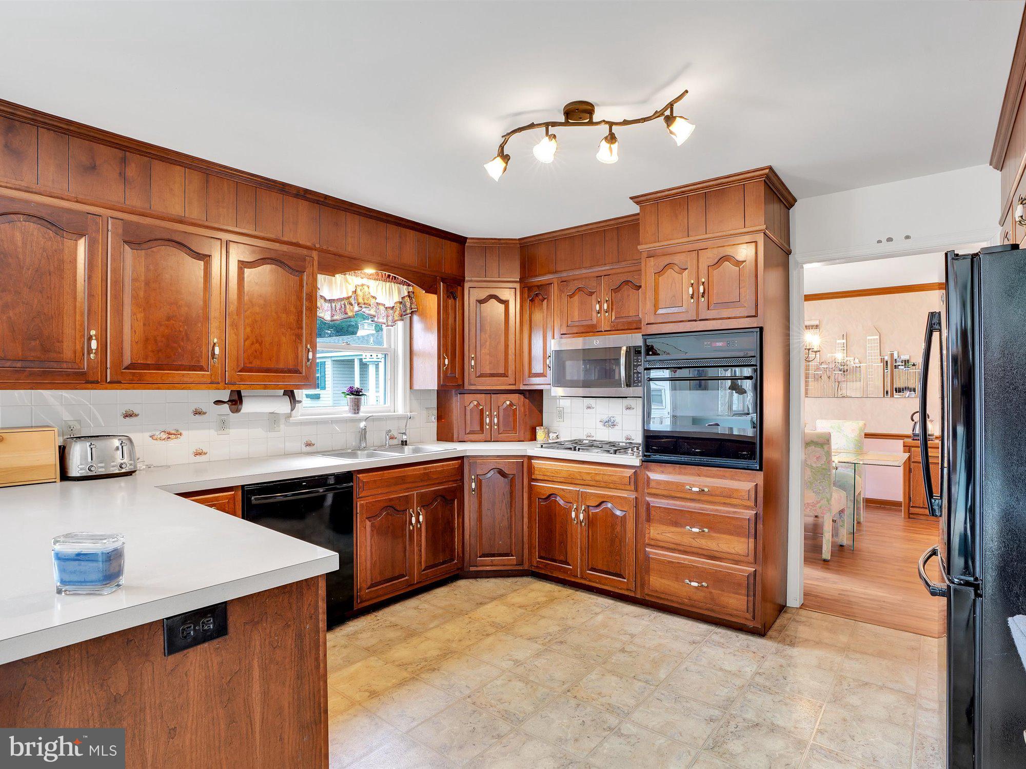 49 Glenbrook Road Leola, PA 17540 - Photo 8 of 30 Gallery Image 8