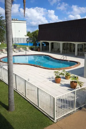 $1,700 | 500 Northeast 2nd Street, Unit 221, Dania Beach, FL 33004