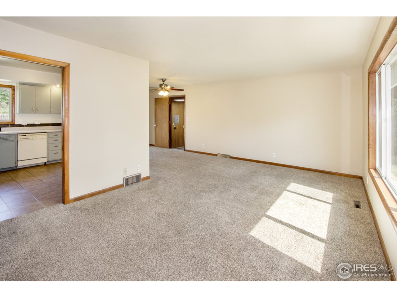 913 Rocky Road Fort Collins, CO 80521 - Photo 4 of 26 Gallery Image 4