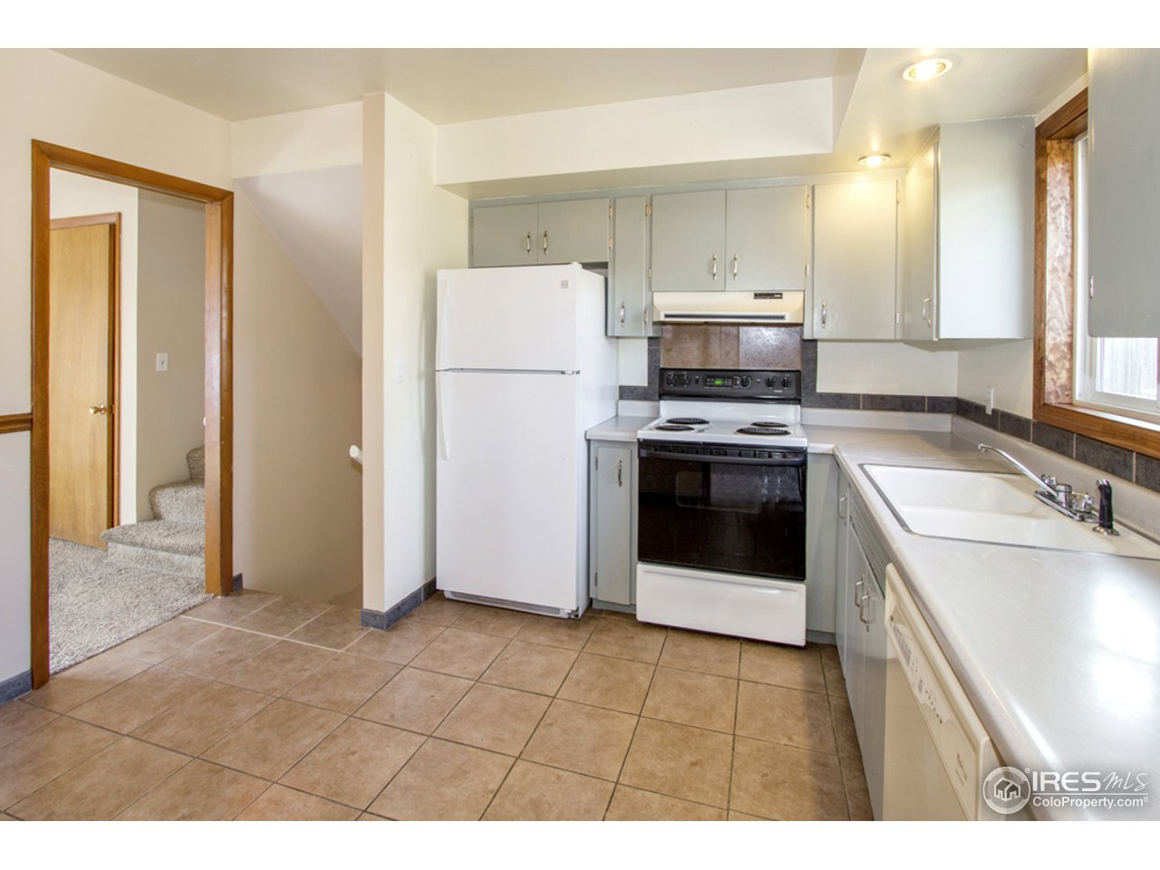 913 Rocky Road Fort Collins, CO 80521 - Photo 7 of 26 Gallery Image 7
