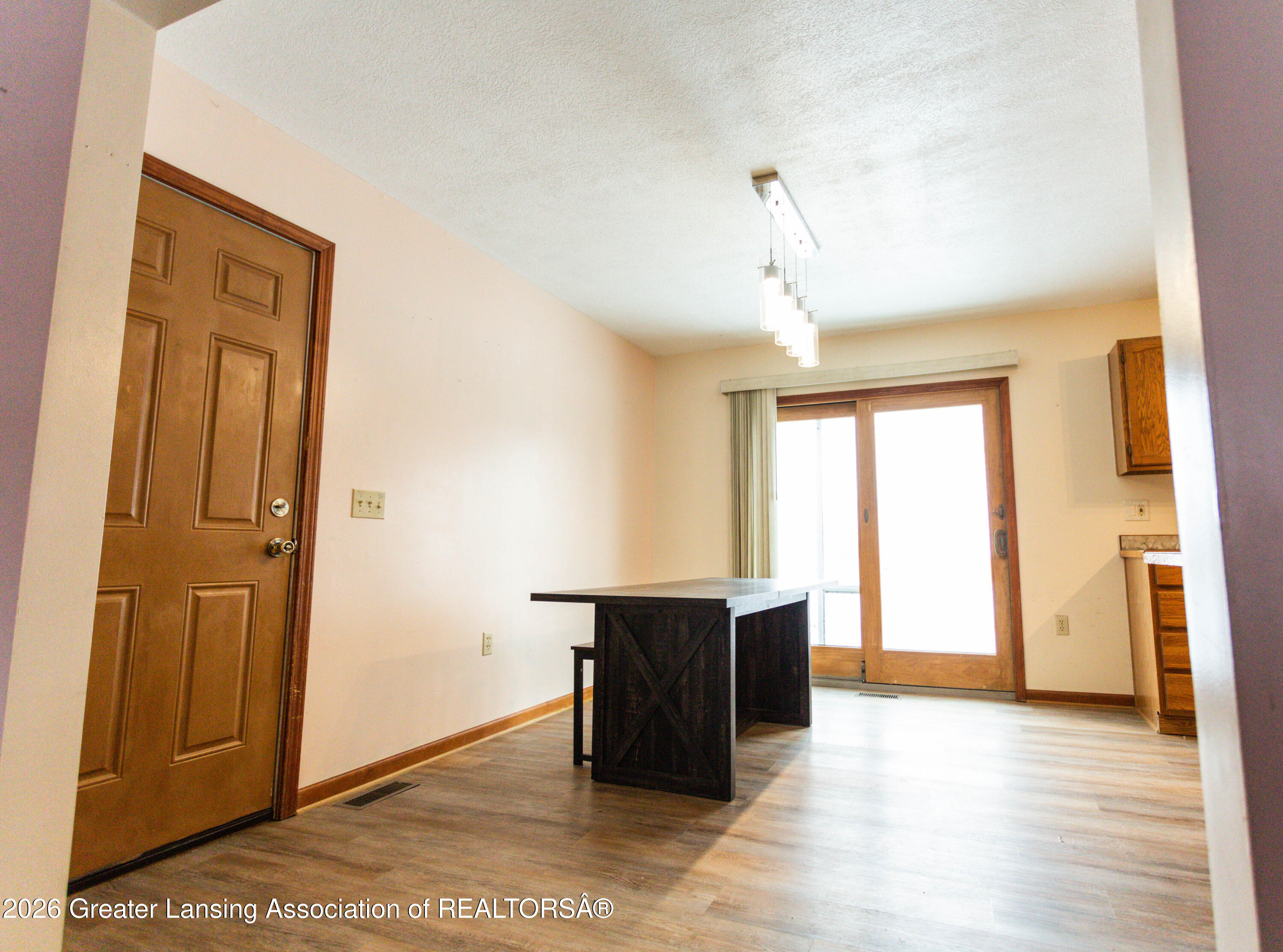 2625 North Ovid Road Ovid, MI 48866 - Photo 5 of 25 OvidFinals-19
