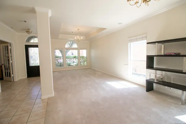 $3,300 | 15923 Socorro Falls, Helotes, TX 78023