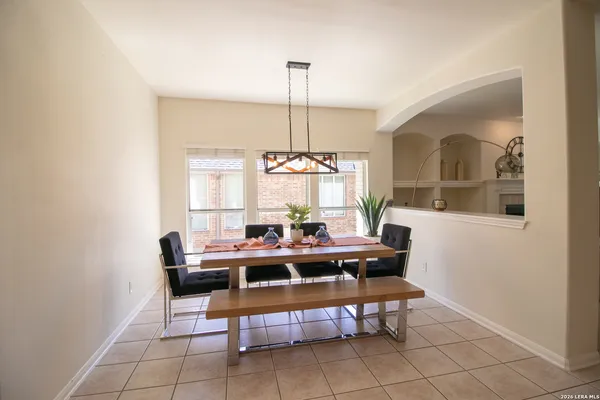 $3,300 | 15923 Socorro Falls, Helotes, TX 78023